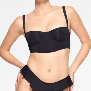NWT Skims Balconette Corset Bra